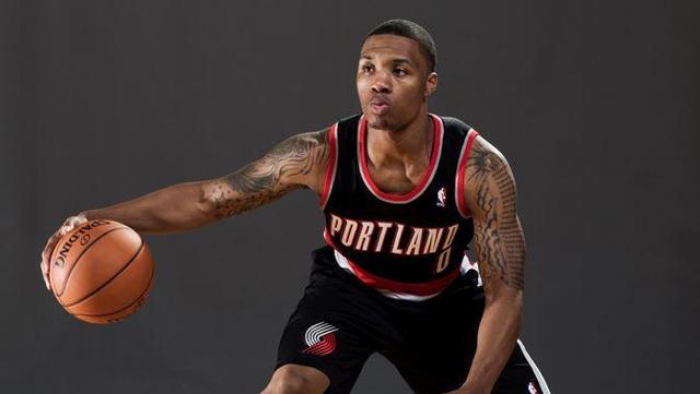 哈维留在巴 哈维留在巴